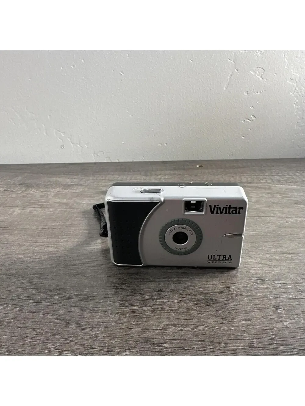 Vivitar Ultra Wide & Slim 35mm Point & Shoot Compact Camera Tested Working